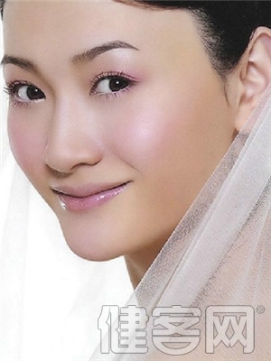 30+女性保养需每天做11件事